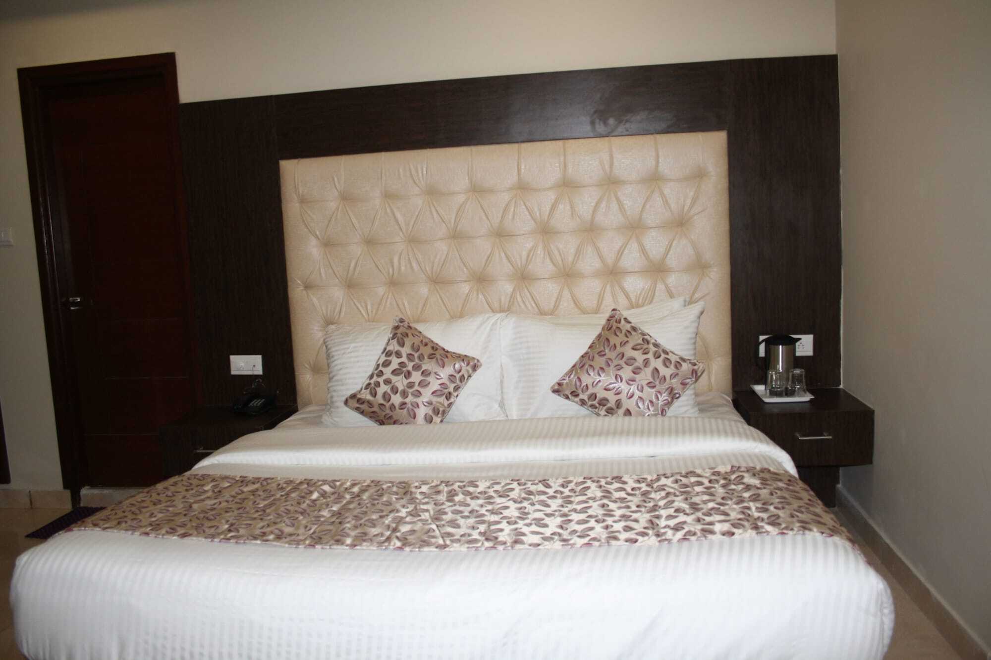 Regenta Place Green Leaf Manali- A Centrally Heated Resort Экстерьер фото